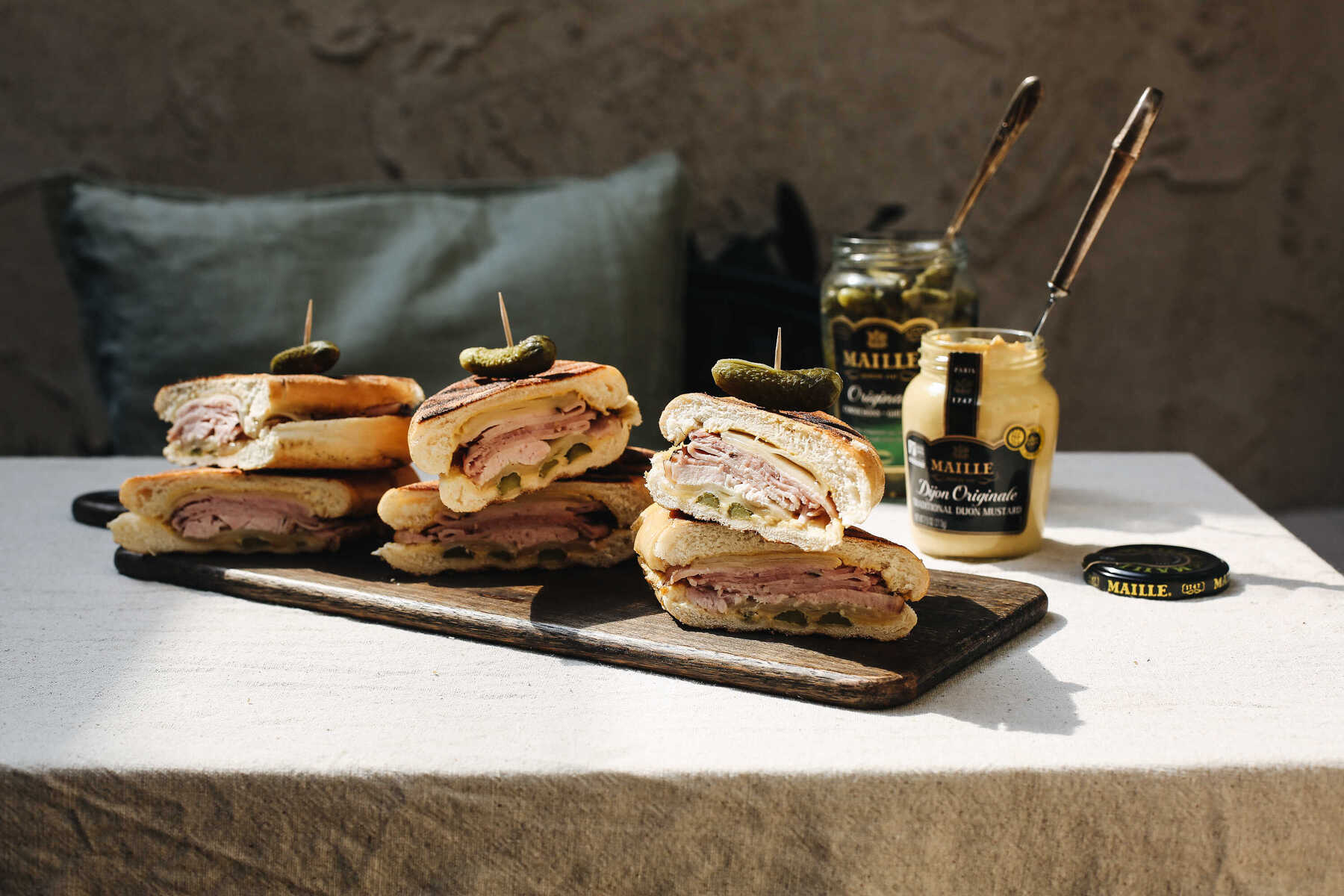 コルニッション_キューバサンドイッチ