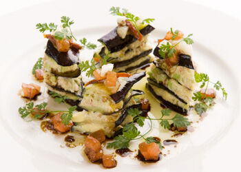 マイユレシピ ナス、アボカド、カニのミルフィーユ仕立て