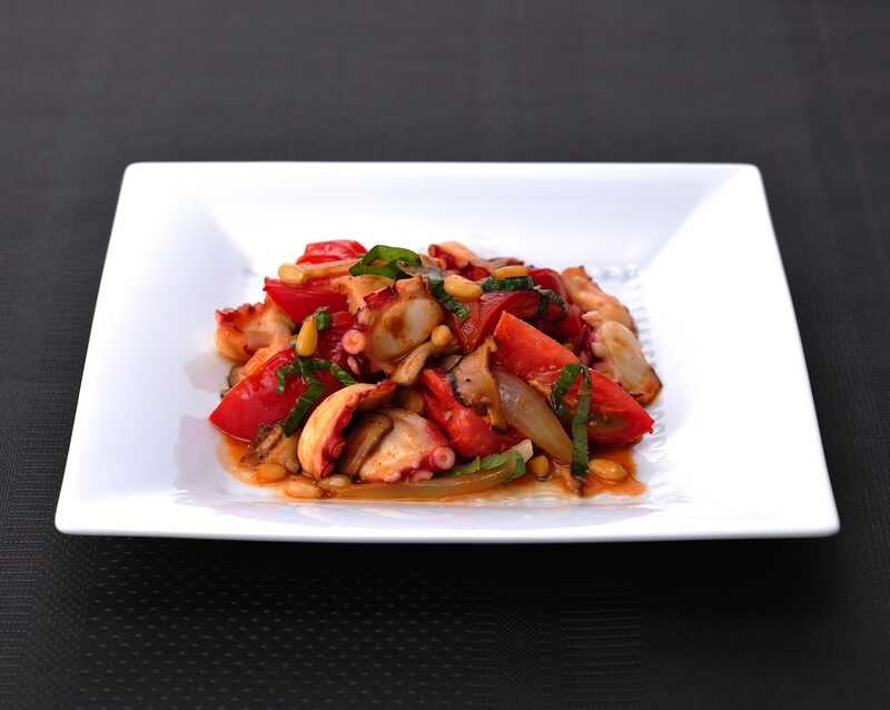 マイユレシピ タコとトマトのさっと炒め　赤ワインビネガー風味