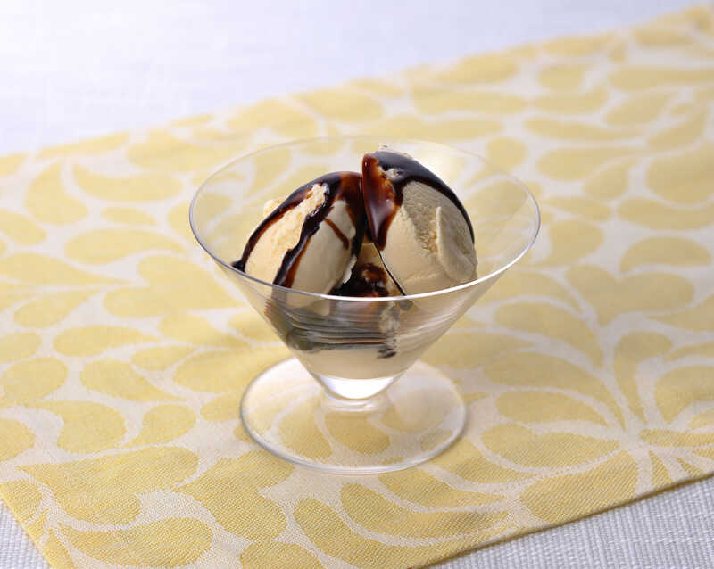 マイユレシピ バルサミコソースで仕上げる　バニラアイスクリーム